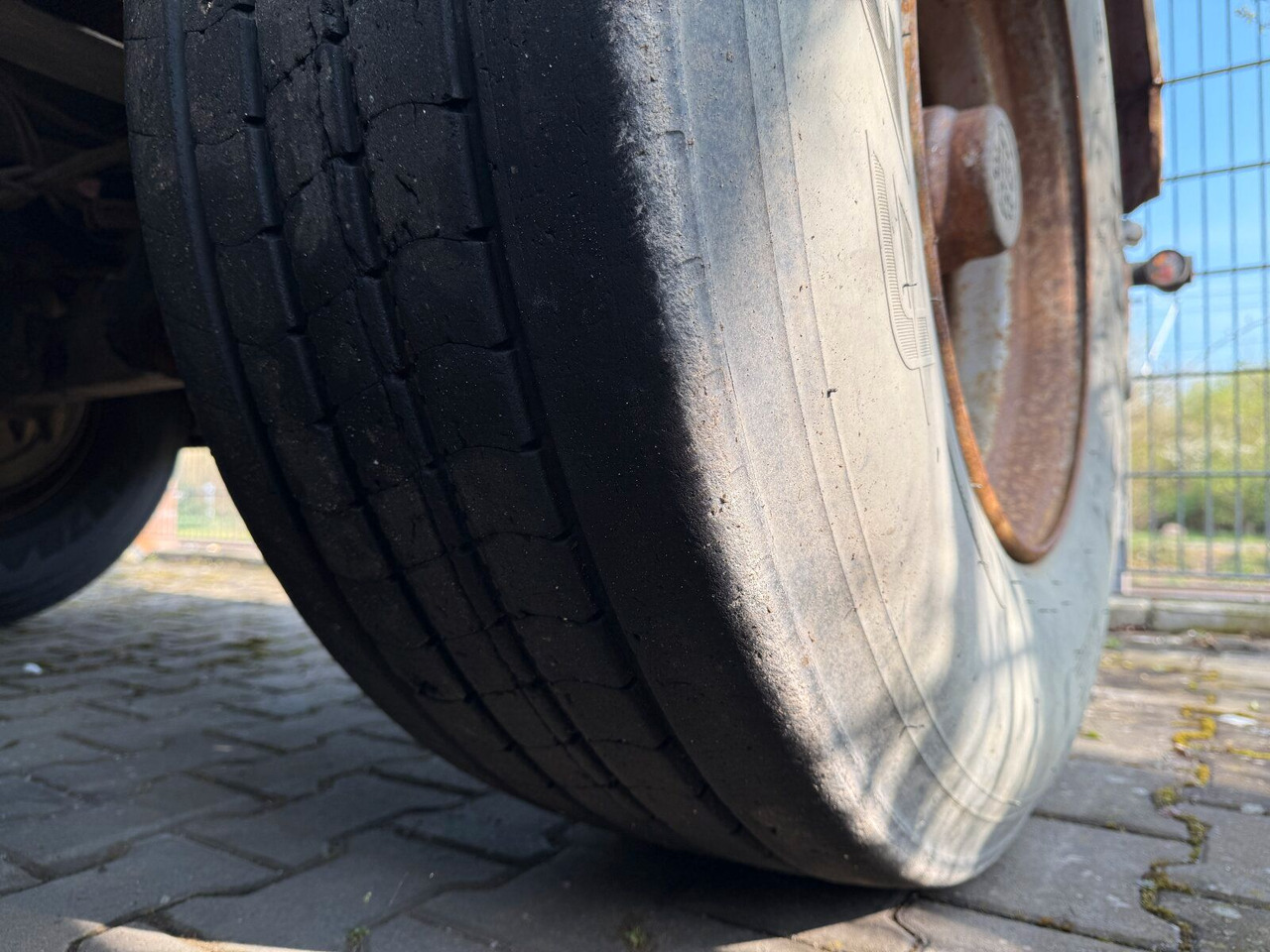 Truk pengaduk beton Betonmischer-Auflieger Stetter 10 m³ mit Motor: gambar 16