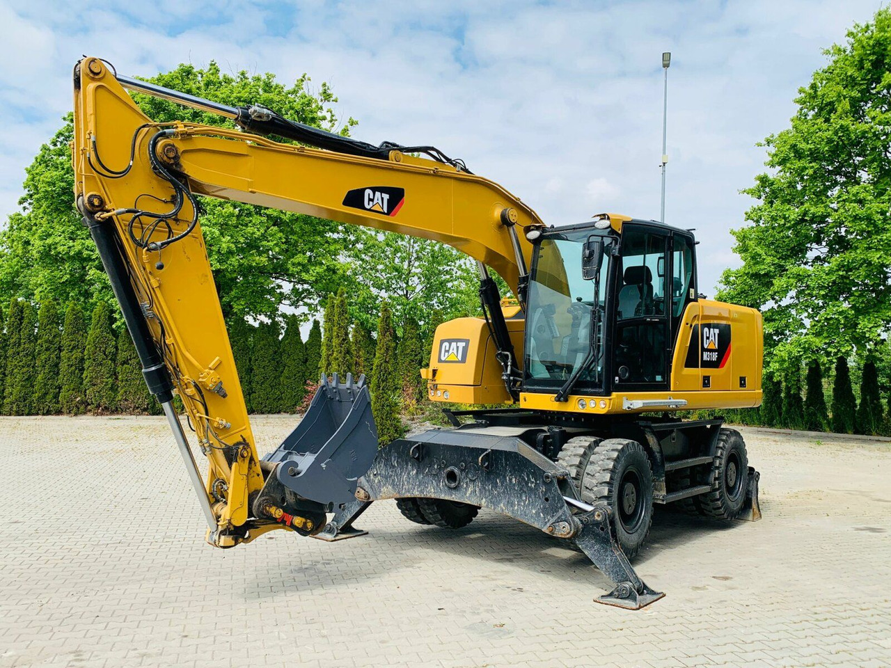 CAT M318F Mobilbagger *5.845 h *Schnellwechsel - Ekskavator roda: gambar 1 CAT M318F Mobilbagger *5.845 h *Schnellwechsel - Ekskavator roda: gambar 1