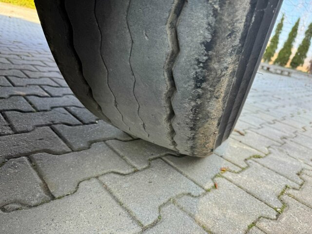 Carnehl CHKS/HH THERMO Kippauflieger 3 Achse - Semi-trailer jungkit: gambar 4 Carnehl CHKS/HH THERMO Kippauflieger 3 Achse - Semi-trailer jungkit: gambar 4