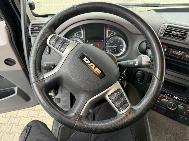 Truk derek DAF CF 450 FAN 6x2 Pritsche mit Kran HIAB 188 E-6: gambar 15