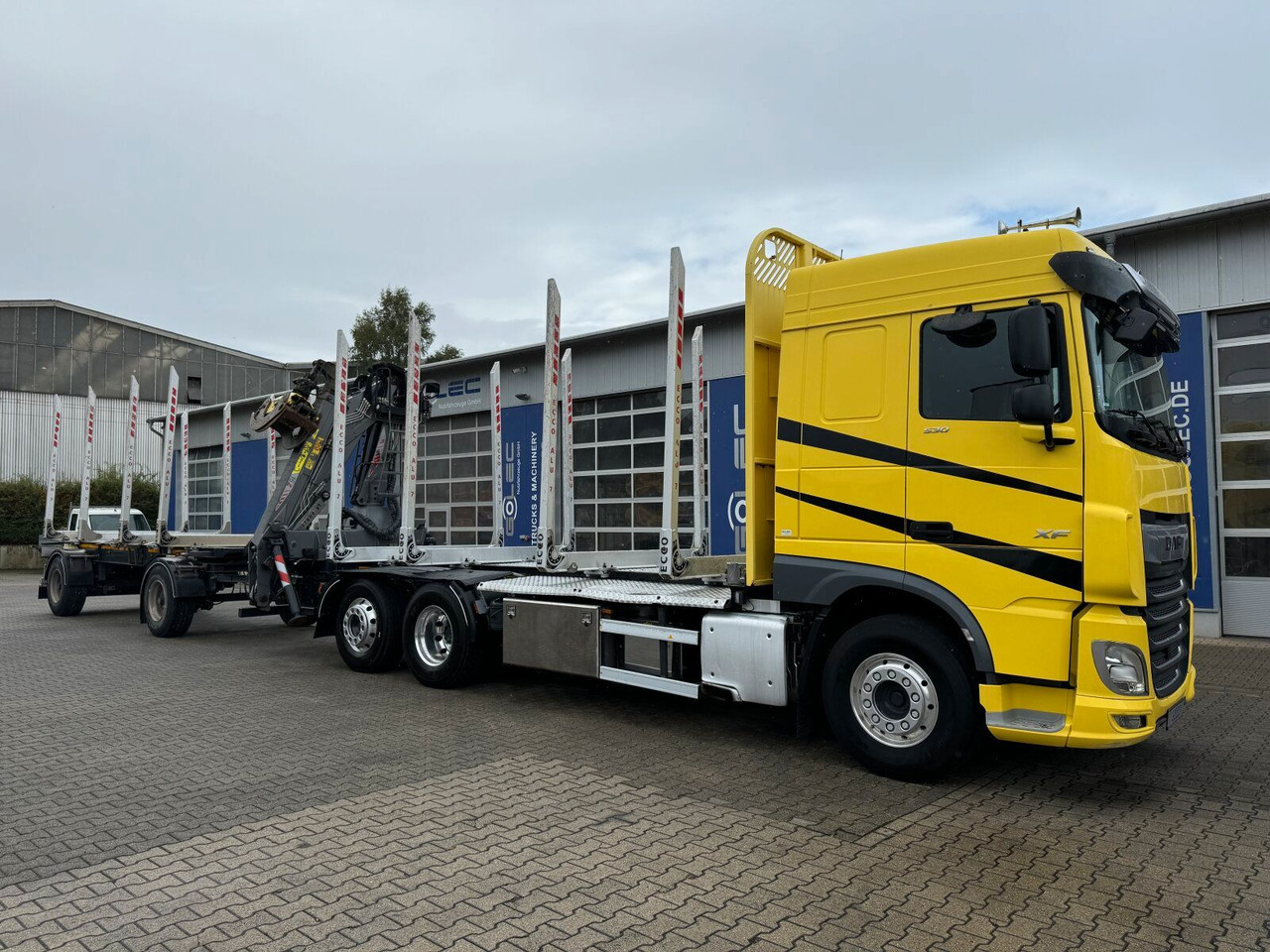 DAF XF 530 6x2 Holztransport Kran PENZ 15Z9.50 *Anh. - Truk logging, Truk derek: gambar 2 DAF XF 530 6x2 Holztransport Kran PENZ 15Z9.50 *Anh. - Truk logging, Truk derek: gambar 2