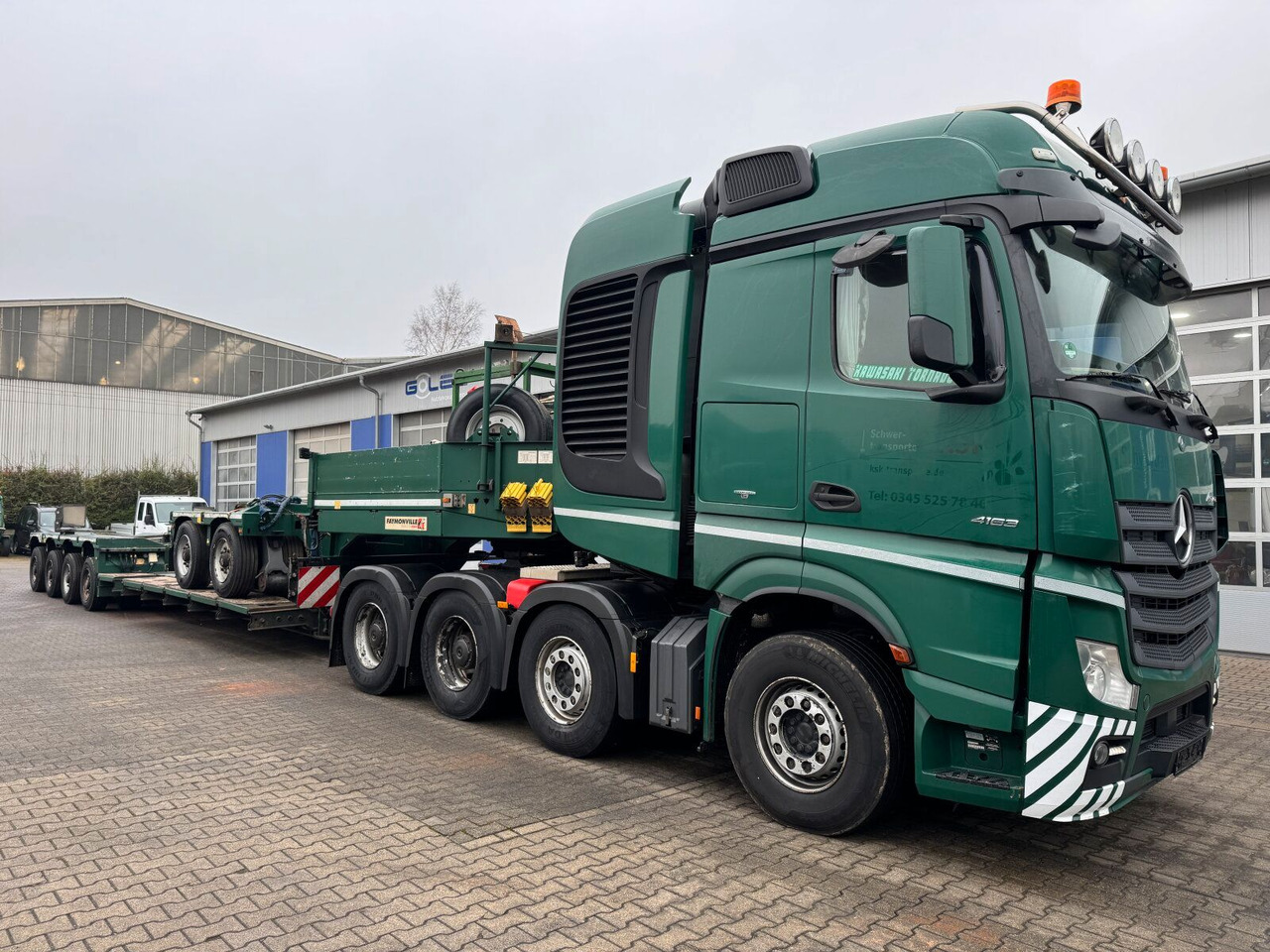 Faymonville STBZ-6VA Tieflader 4+2 Achse + Schwerlast *83 T - Semi-trailer low bed: gambar 1 Faymonville STBZ-6VA Tieflader 4+2 Achse + Schwerlast *83 T - Semi-trailer low bed: gambar 1