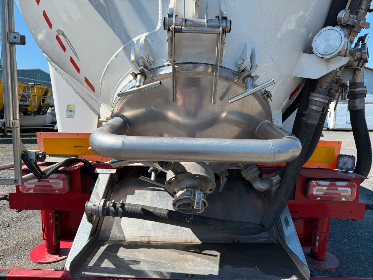Semi trailer silo Feldbinder KIP 60.3 Silo 60.000 L 3 Achse ADR: gambar 7