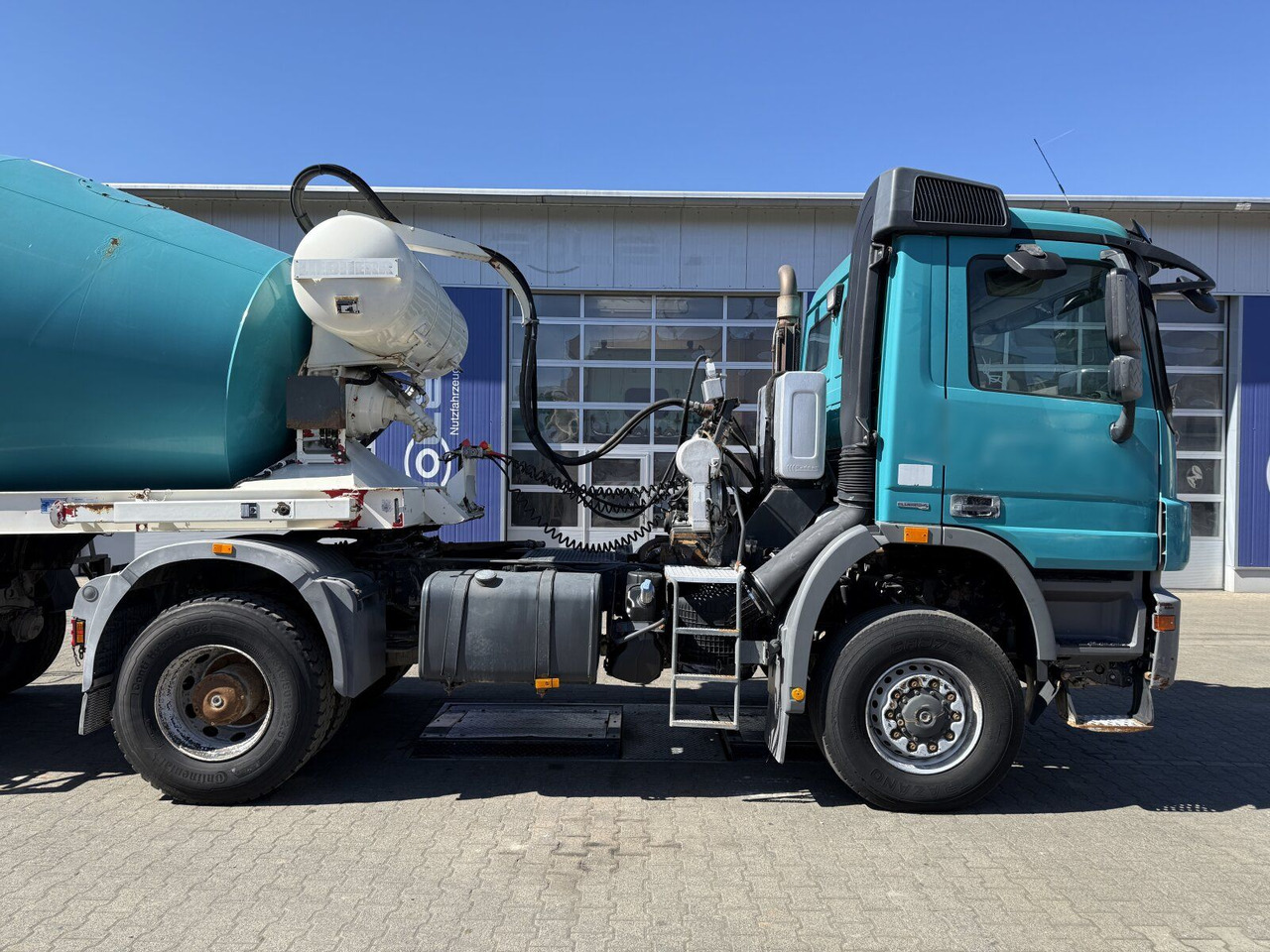 HTM 1004 3 Achse Betonmischer Auflieger - Semi-trailer mixer beton: gambar 3 HTM 1004 3 Achse Betonmischer Auflieger - Semi-trailer mixer beton: gambar 3