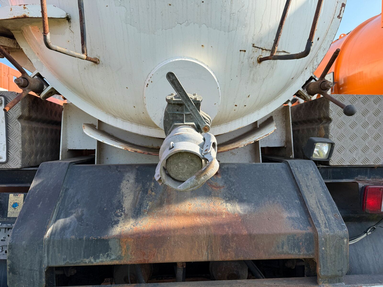 Trailer tangki Hüffermann HSD181D Tankanhänger für nicht GGVS Güter: gambar 10