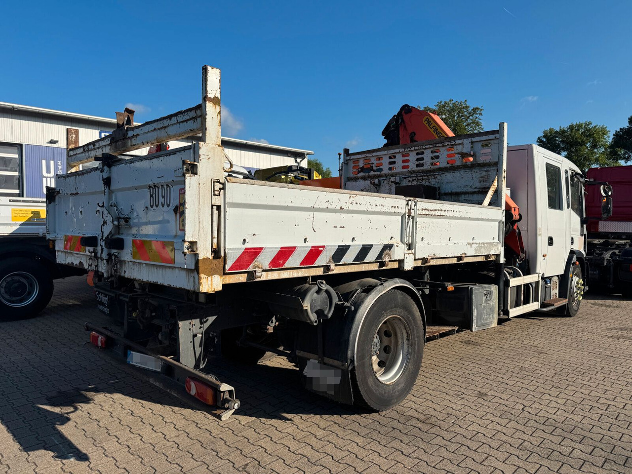 Iveco ML180E 4x2 DOKA Euro 5 Kipper Kran PK16001K-B - Truk derek: gambar 3 Iveco ML180E 4x2 DOKA Euro 5 Kipper Kran PK16001K-B - Truk derek: gambar 3