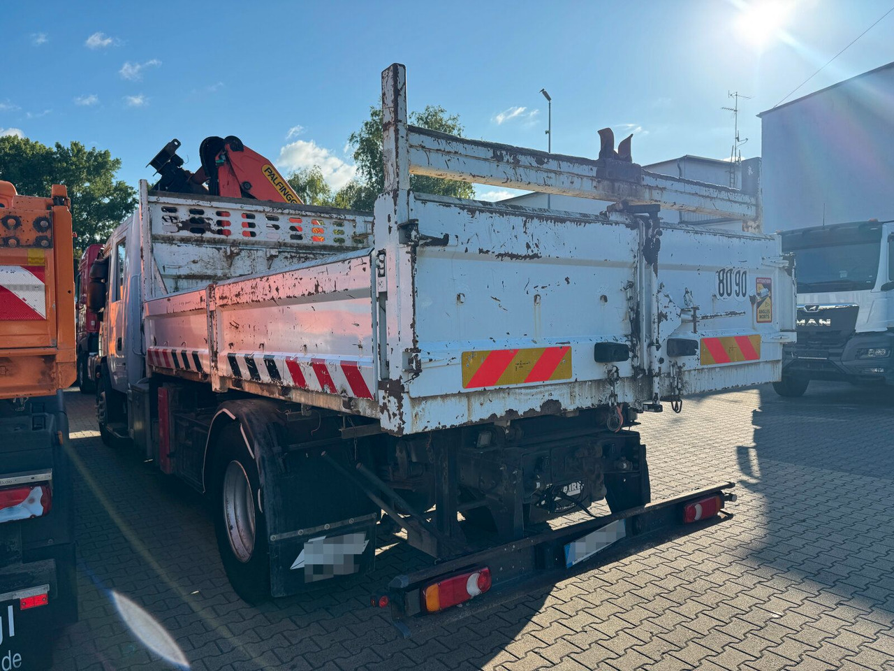 Iveco ML180E 4x2 DOKA Euro 5 Kipper Kran PK16001K-B - Truk derek: gambar 4 Iveco ML180E 4x2 DOKA Euro 5 Kipper Kran PK16001K-B - Truk derek: gambar 4