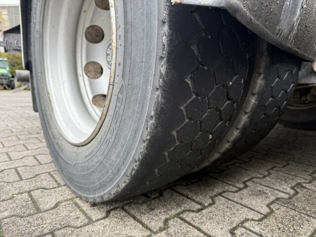 Janzen T RH19 Holzanhänger 2 Achse 19.000 Kg - Trailer pengangkut kayu: gambar 3 Janzen T RH19 Holzanhänger 2 Achse 19.000 Kg - Trailer pengangkut kayu: gambar 3