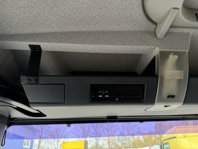 MAN TGA 18.360 4x2 HD-Kanalreiniger ASSMANN 6500 L - Truk vakum: gambar 4 MAN TGA 18.360 4x2 HD-Kanalreiniger ASSMANN 6500 L - Truk vakum: gambar 4