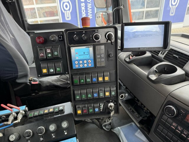 MAN TGM 18.340 Kehrmaschine FAUN VIAJET 6 HD 200 bar - Penyapu jalan: gambar 4 MAN TGM 18.340 Kehrmaschine FAUN VIAJET 6 HD 200 bar - Penyapu jalan: gambar 4