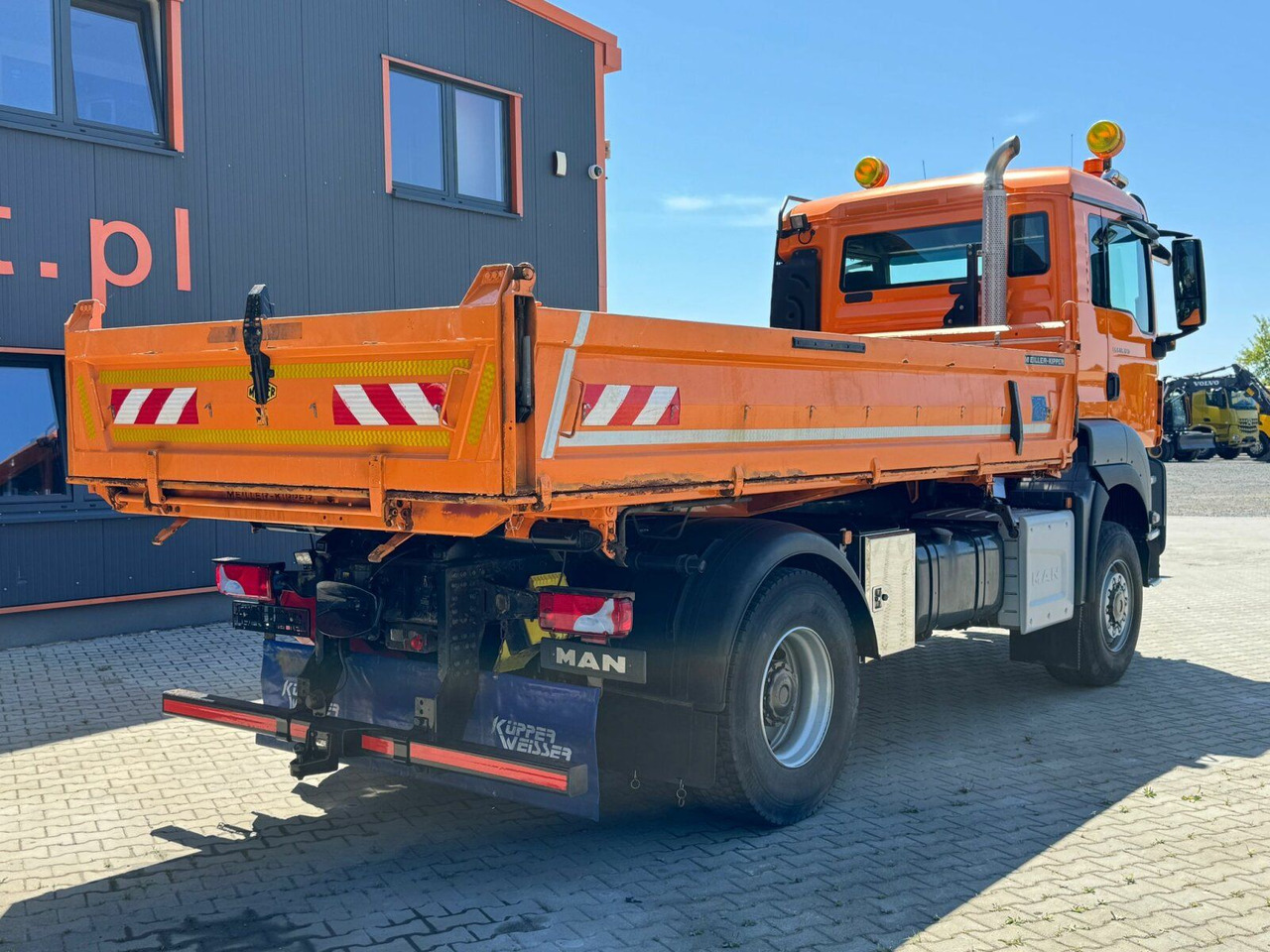 MAN TGS 18.320 4x4 BL Euro 6 Kipper + Winterdienst - Truk jungkit: gambar 5 MAN TGS 18.320 4x4 BL Euro 6 Kipper + Winterdienst - Truk jungkit: gambar 5