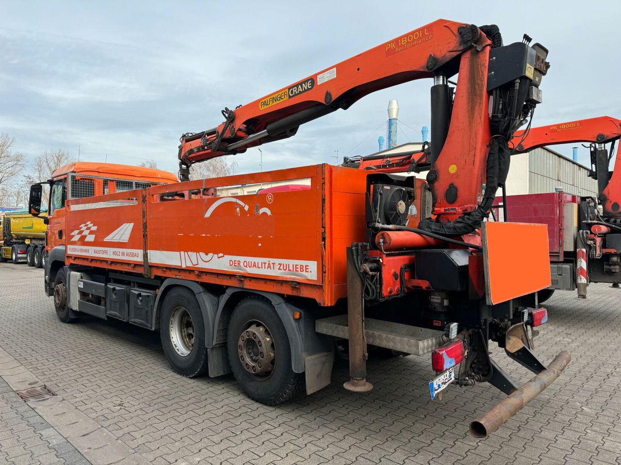 MAN TGS 26.400 6x2 Pritsche Kran Palfinger PK 18001L - Truk derek: gambar 4 MAN TGS 26.400 6x2 Pritsche Kran Palfinger PK 18001L - Truk derek: gambar 4
