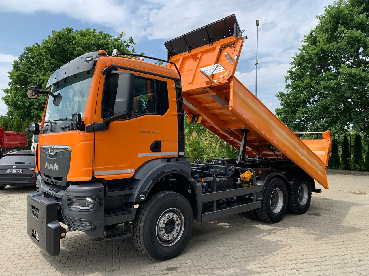 Truk jungkit MAN TGS 33.440 6x4 Kipper MEILLER Bordmatik Frontpl.: gambar 12