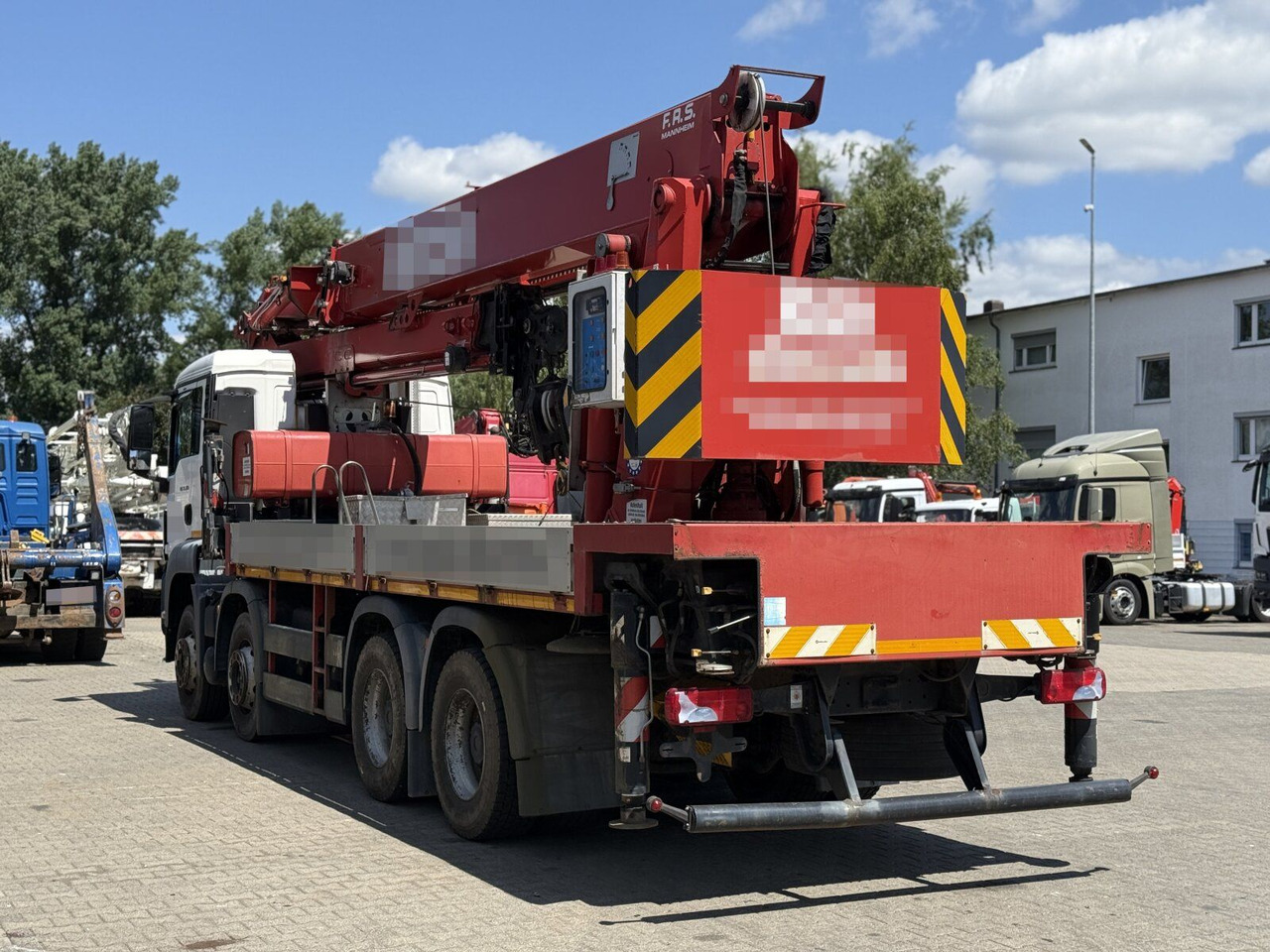 MAN TGS 35.360 8X4 BB Dachdecker Kran bis 52 m - Truk derek: gambar 5 MAN TGS 35.360 8X4 BB Dachdecker Kran bis 52 m - Truk derek: gambar 5
