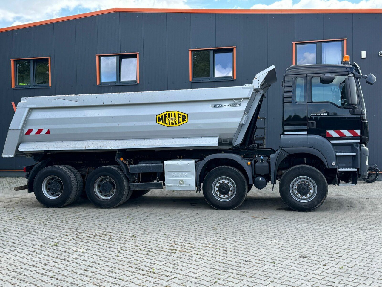 MAN TGS 35.460 8x6 BB Muldenkipper Meiller - Truk jungkit: gambar 4 MAN TGS 35.460 8x6 BB Muldenkipper Meiller - Truk jungkit: gambar 4