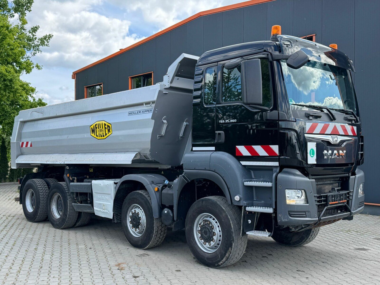 MAN TGS 35.460 8x6 BB Muldenkipper Meiller - Truk jungkit: gambar 1 MAN TGS 35.460 8x6 BB Muldenkipper Meiller - Truk jungkit: gambar 1