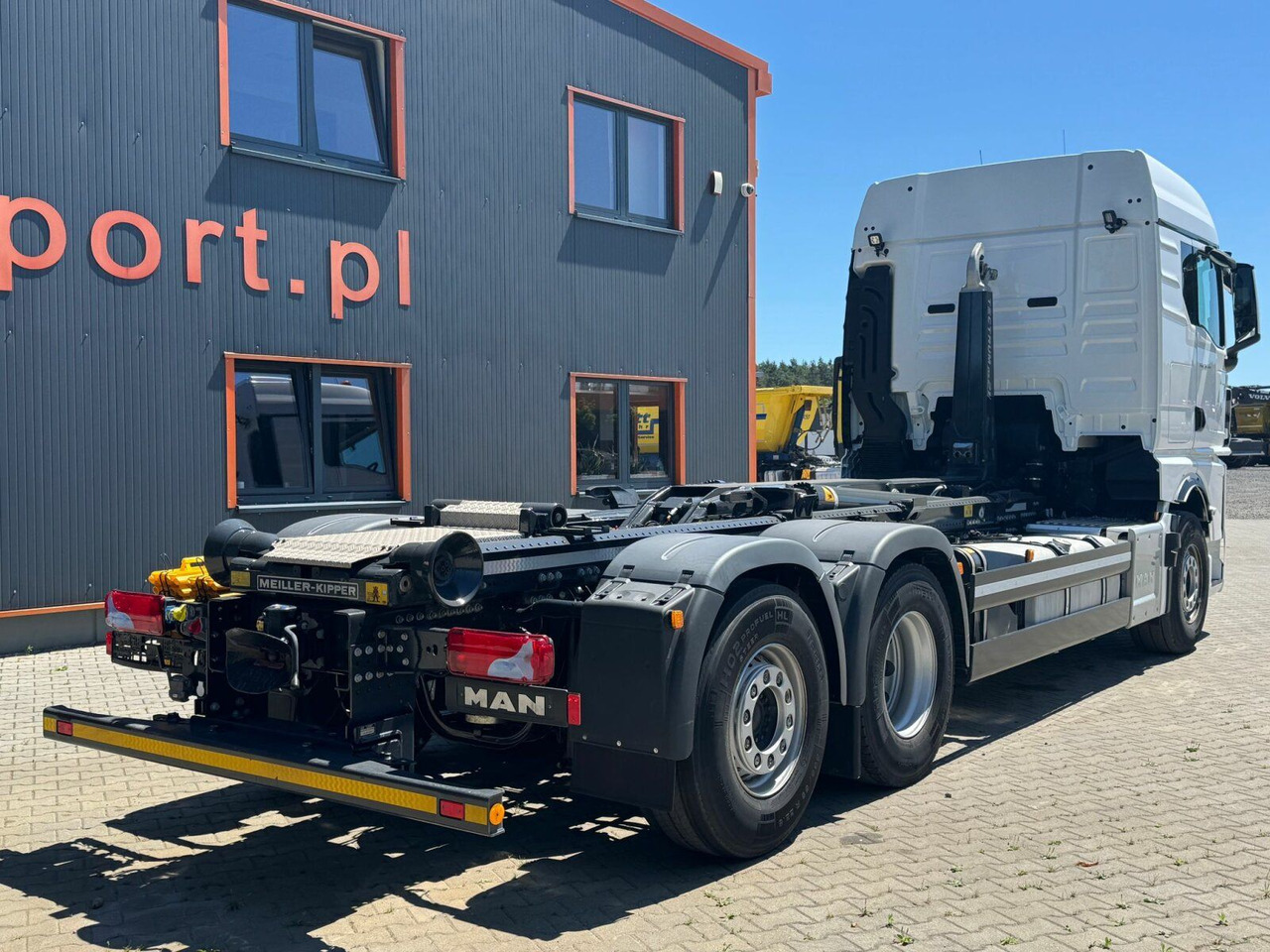 MAN TGX 26.520 6x2 Abrollkipper MEILLER RS 21.70 - Hook lift: gambar 5 MAN TGX 26.520 6x2 Abrollkipper MEILLER RS 21.70 - Hook lift: gambar 5