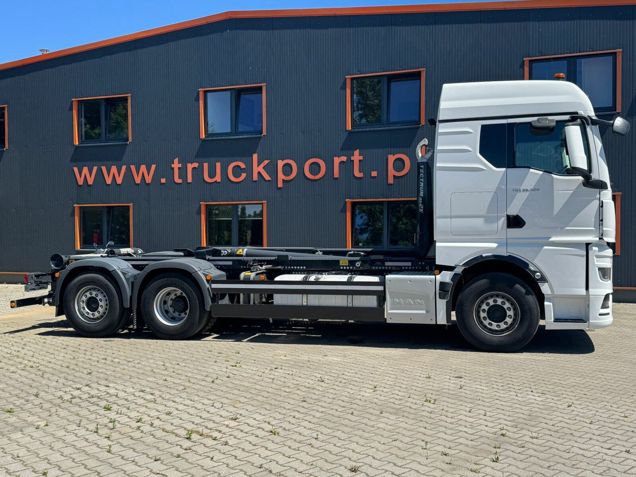MAN TGX 26.520 6x2 Abrollkipper MEILLER RS 21.70 - Hook lift: gambar 4 MAN TGX 26.520 6x2 Abrollkipper MEILLER RS 21.70 - Hook lift: gambar 4