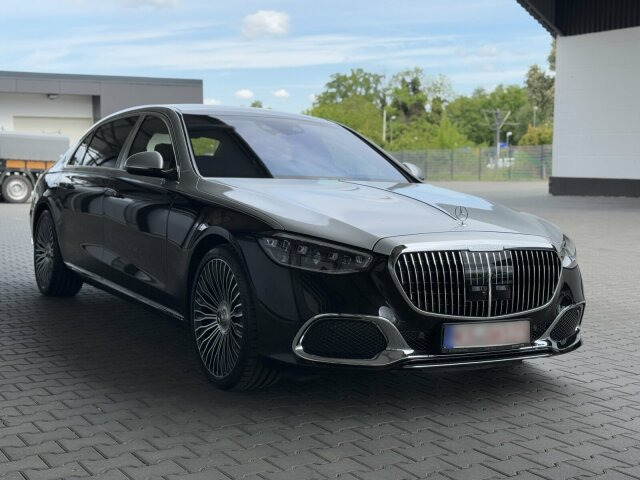 Maybach Mercedes Benz S680 Maybach V12 High-End -Paket - Mobil sedan: gambar 1 Maybach Mercedes Benz S680 Maybach V12 High-End -Paket - Mobil sedan: gambar 1