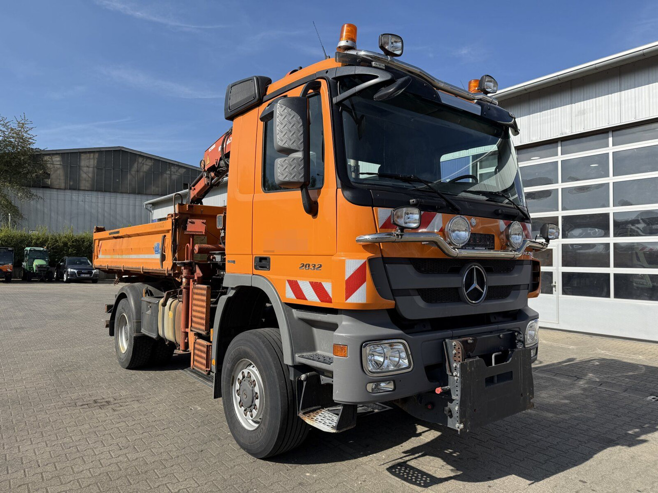 Mercedes-Benz ACTROS 2044 4x4 Kipper Kran ATLAS 65.2 A2L - Truk derek: gambar 1 Mercedes-Benz ACTROS 2044 4x4 Kipper Kran ATLAS 65.2 A2L - Truk derek: gambar 1
