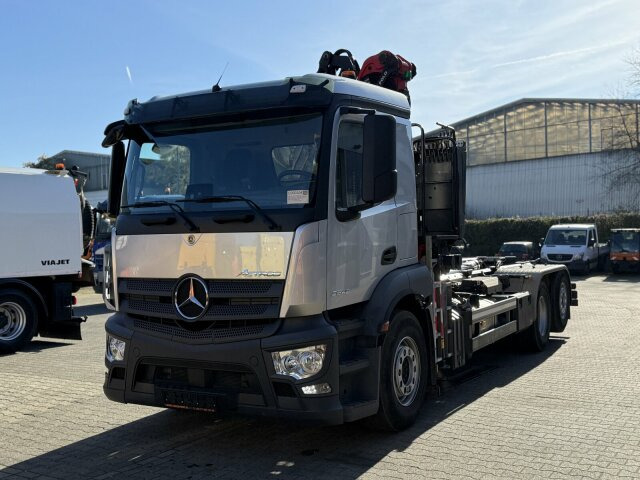 Hook lift, Truk derek Mercedes-Benz ACTROS 2546 6x2 Abrollkip Kran Palfinger Q150Z95: gambar 12