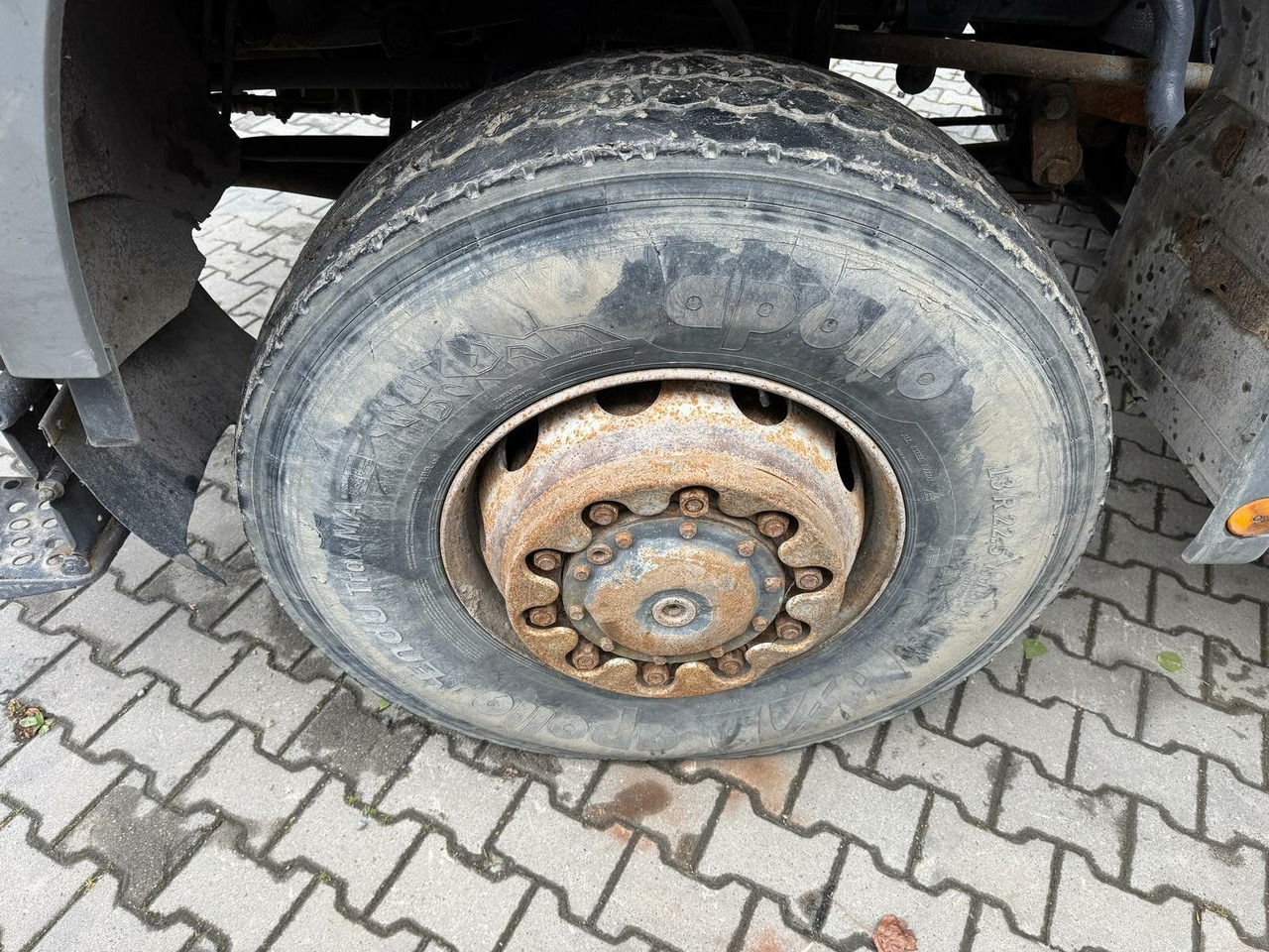 Truk jungkit Mercedes-Benz ACTROS 4141 EURO4 8x8 Muldenkipper: gambar 24