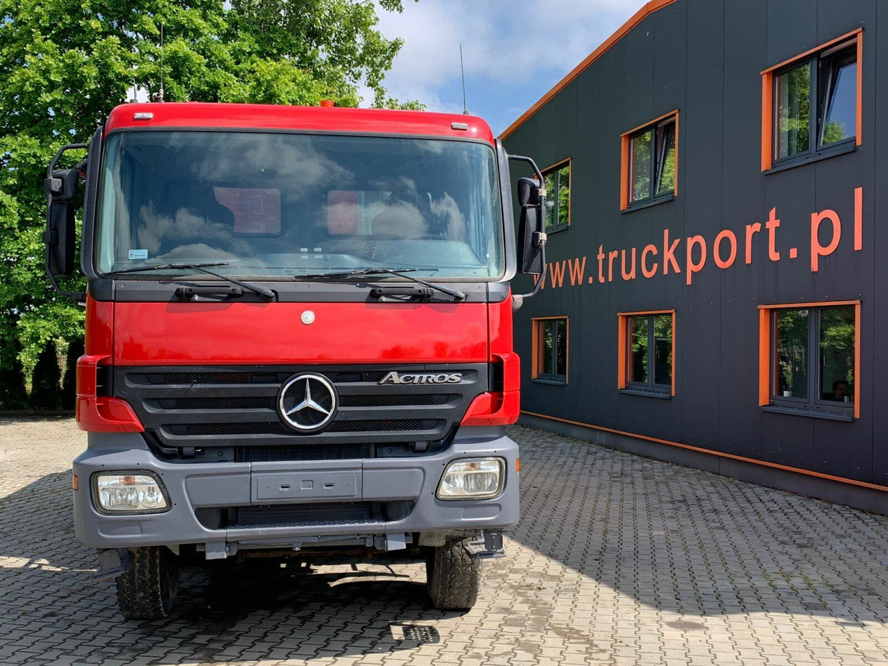 Mercedes-Benz ACTROS 4141 EURO4 8x8 Muldenkipper - Truk jungkit: gambar 3 Mercedes-Benz ACTROS 4141 EURO4 8x8 Muldenkipper - Truk jungkit: gambar 3