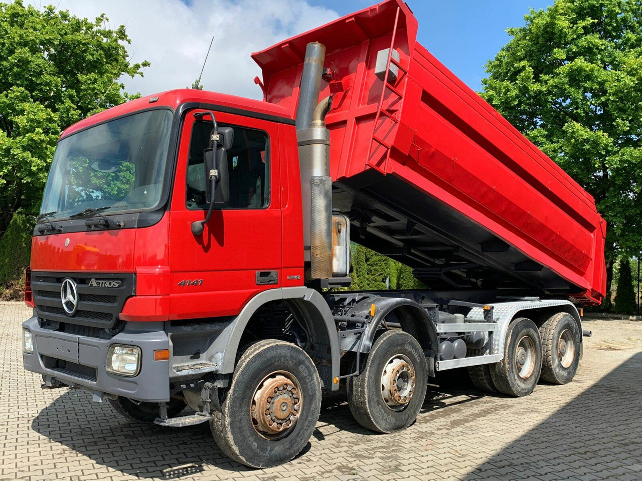 Truk jungkit Mercedes-Benz ACTROS 4141 EURO4 8x8 Muldenkipper: gambar 20