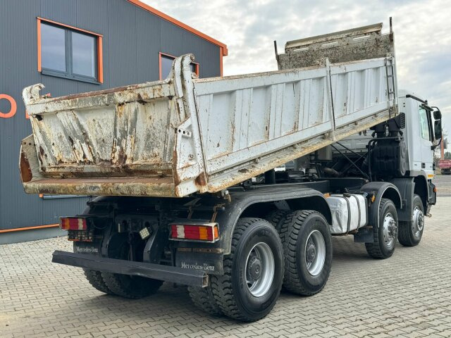 Mercedes-Benz ACTROS 4144 8x8 EURO4 DSK Meiller - Truk jungkit: gambar 3 Mercedes-Benz ACTROS 4144 8x8 EURO4 DSK Meiller - Truk jungkit: gambar 3