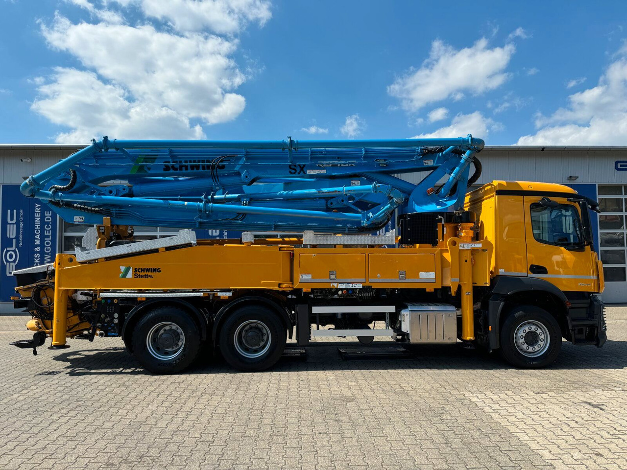 Mercedes-Benz AROCS 2646 6x4 Euro 6 Betonpumpe Schwing S 38 SX - Truk pompa beton: gambar 3 Mercedes-Benz AROCS 2646 6x4 Euro 6 Betonpumpe Schwing S 38 SX - Truk pompa beton: gambar 3