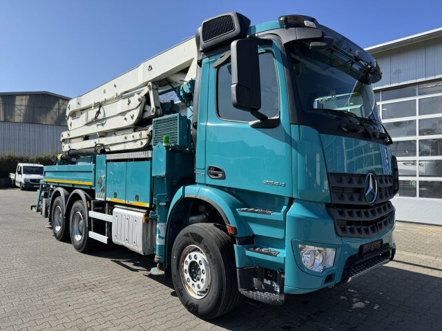Mercedes-Benz AROCS 2844 6x4 Euro 6 Betonpumpe SERMAC 5Z33 - Truk pompa beton: gambar 1 Mercedes-Benz AROCS 2844 6x4 Euro 6 Betonpumpe SERMAC 5Z33 - Truk pompa beton: gambar 1