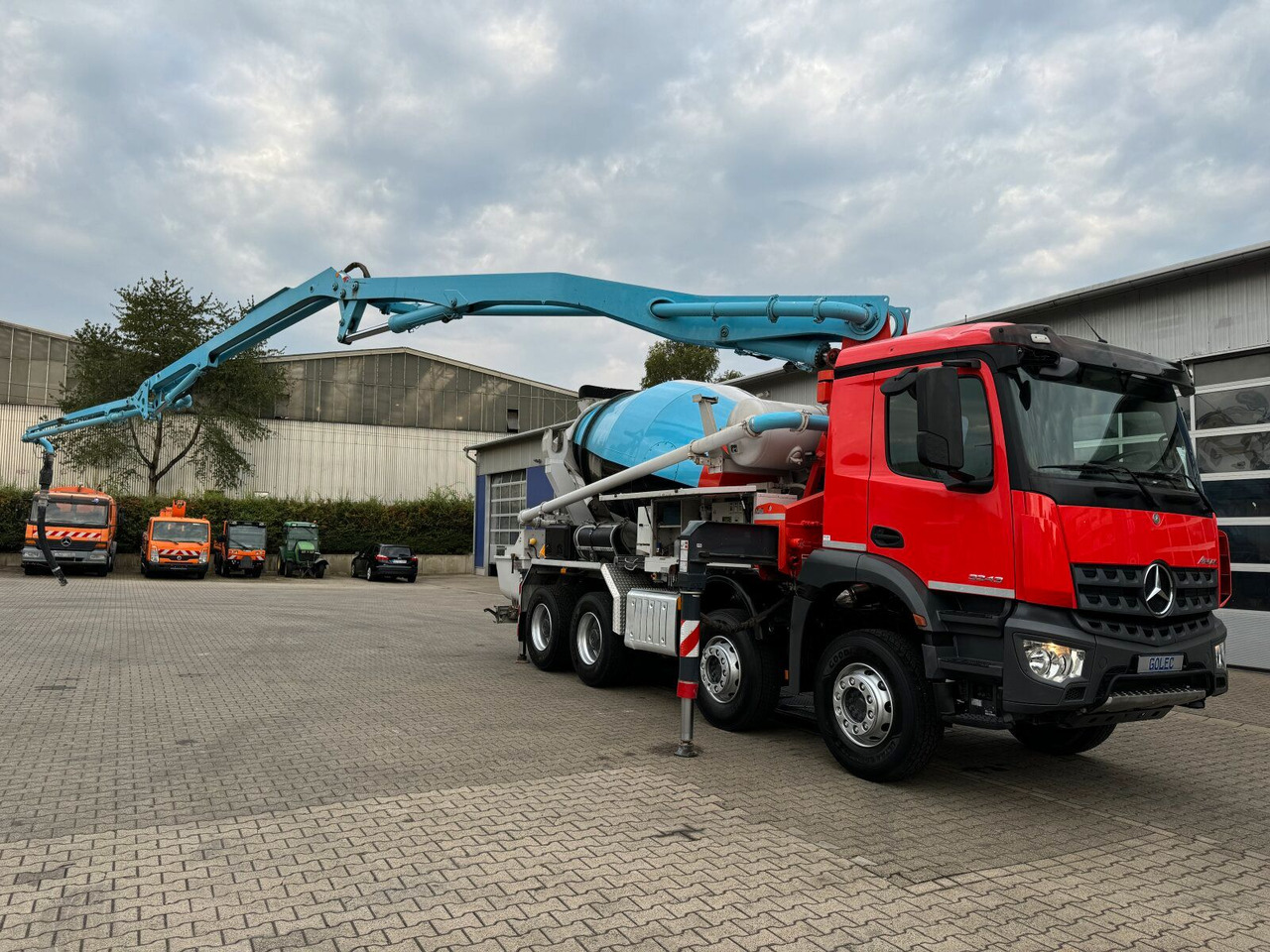 Mercedes-Benz AROCS 3243 8x4 Euro 6 Pumi Putzmeister TMM 24-3 - Truk pengaduk beton: gambar 2 Mercedes-Benz AROCS 3243 8x4 Euro 6 Pumi Putzmeister TMM 24-3 - Truk pengaduk beton: gambar 2