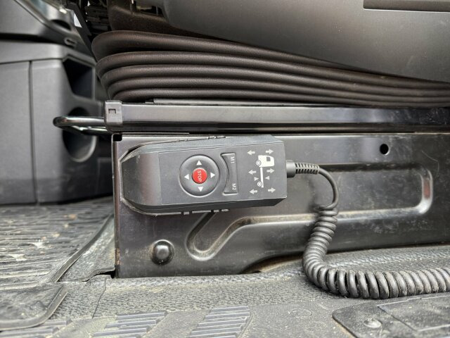 Mercedes-Benz Actros 4x2 Pritsche Plane Laderampe + Anhänger - Truk dengan terpal samping: gambar 5 Mercedes-Benz Actros 4x2 Pritsche Plane Laderampe + Anhänger - Truk dengan terpal samping: gambar 5