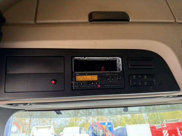 Mercedes-Benz Actros 4x2 Pritsche Plane Laderampe + Anhänger - Truk dengan terpal samping: gambar 4 Mercedes-Benz Actros 4x2 Pritsche Plane Laderampe + Anhänger - Truk dengan terpal samping: gambar 4