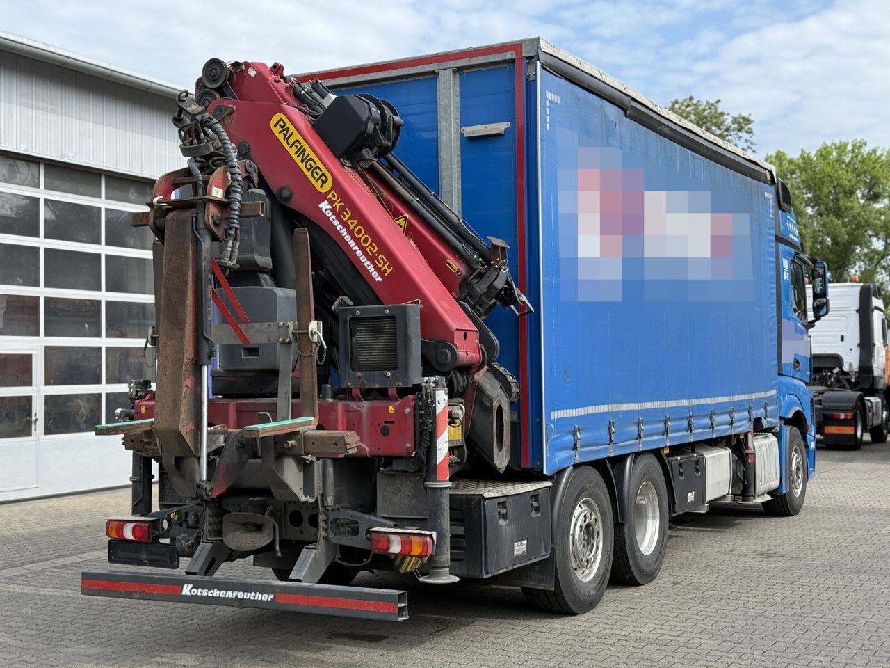 Mercedes-Benz Actros 6x2 Pritsche Kran Palfinger PK34002 + JIB - Truk derek: gambar 3 Mercedes-Benz Actros 6x2 Pritsche Kran Palfinger PK34002 + JIB - Truk derek: gambar 3