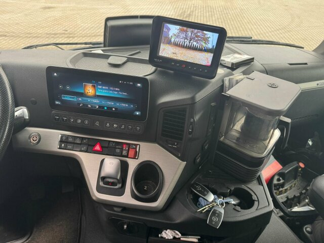 Mercedes-Benz Arocs 3253 8x4 Abrollkipper Kran Palfinger 37002 - Hook lift, Truk derek: gambar 3 Mercedes-Benz Arocs 3253 8x4 Abrollkipper Kran Palfinger 37002 - Hook lift, Truk derek: gambar 3