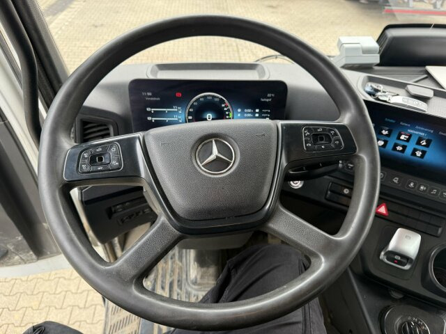 Truk jungkit Mercedes-Benz Meiler Dreiseitenkipper Bordmatik: gambar 7