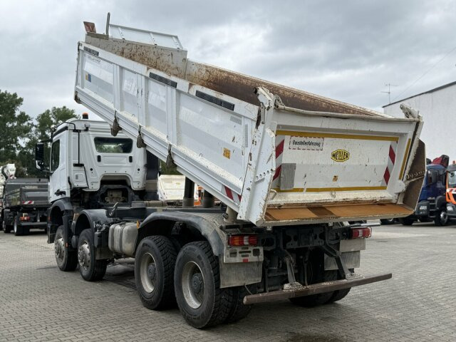 Mercedes-Benz Meiler Dreiseitenkipper Bordmatik - Truk jungkit: gambar 4 Mercedes-Benz Meiler Dreiseitenkipper Bordmatik - Truk jungkit: gambar 4