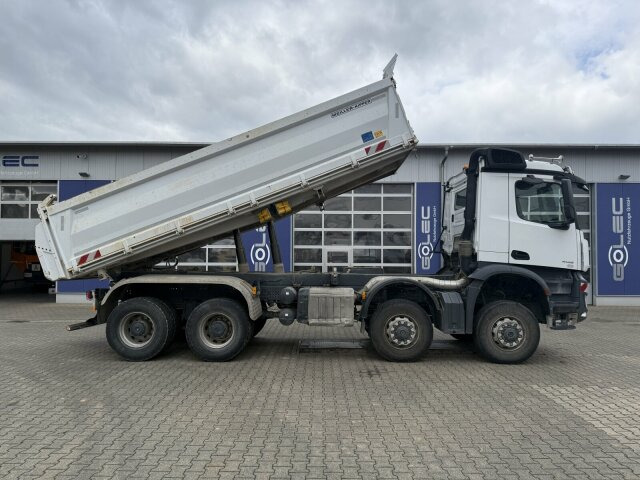 Truk jungkit Mercedes-Benz Meiler Dreiseitenkipper Bordmatik: gambar 12