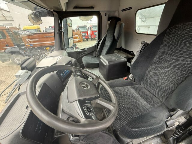 Truk jungkit Mercedes-Benz Meiler Dreiseitenkipper Bordmatik: gambar 6