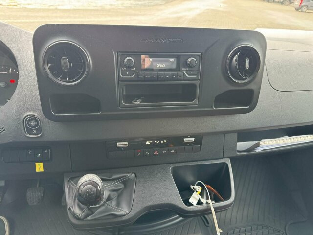 Mercedes-Benz Sprinter 316 CDI mit Versalift VTL-39-135 - Platform udara yang dipasang di truk: gambar 2 Mercedes-Benz Sprinter 316 CDI mit Versalift VTL-39-135 - Platform udara yang dipasang di truk: gambar 2