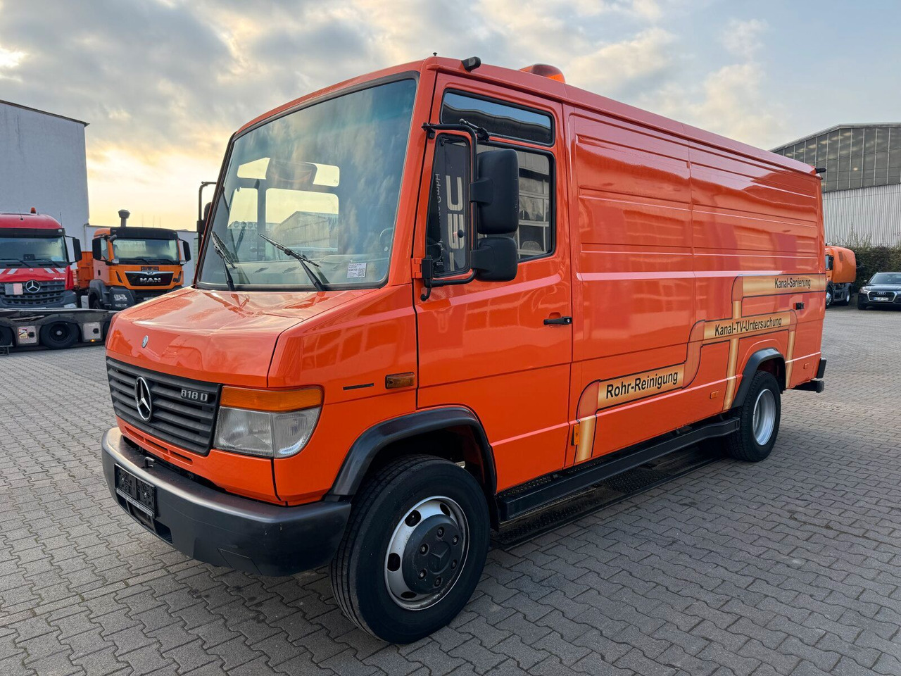 Mercedes-Benz Vario 818D Kanalreiniger Rockstroh Drain Jet 100 - Truk vakum: gambar 3 Mercedes-Benz Vario 818D Kanalreiniger Rockstroh Drain Jet 100 - Truk vakum: gambar 3
