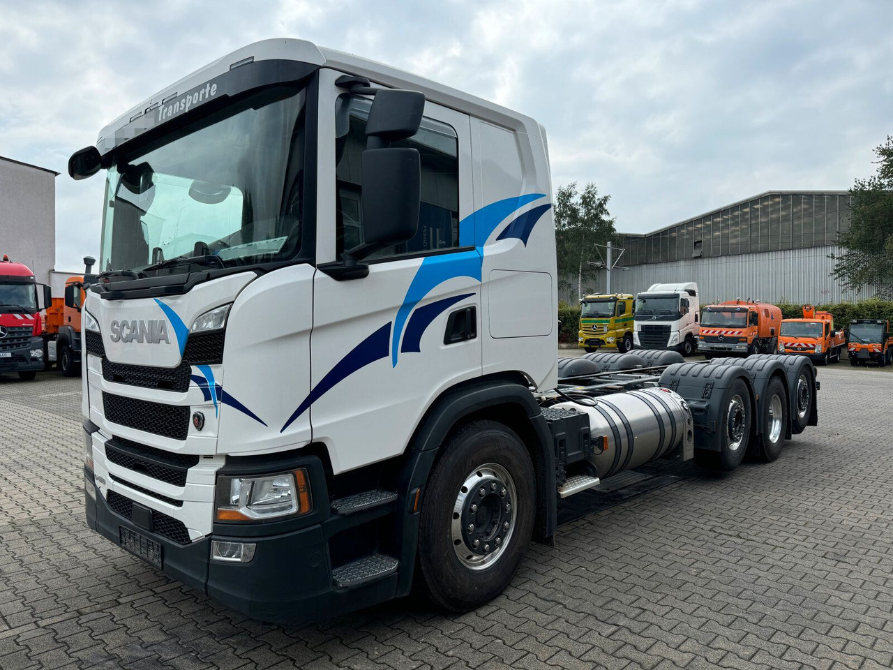 Scania G 410 B8x2*6 NB LNG Fahrgestell Nebenantrieb - Truk tangki, Truk derek: gambar 2 Scania G 410 B8x2*6 NB LNG Fahrgestell Nebenantrieb - Truk tangki, Truk derek: gambar 2