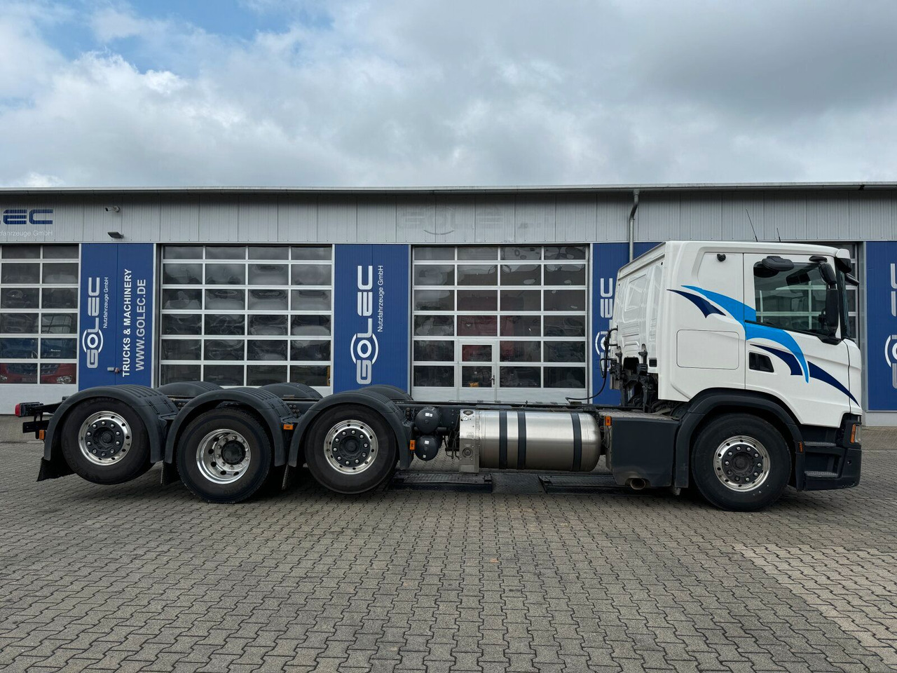 Scania G 410 B8x2*6 NB LNG Fahrgestell Nebenantrieb - Truk tangki, Truk derek: gambar 4 Scania G 410 B8x2*6 NB LNG Fahrgestell Nebenantrieb - Truk tangki, Truk derek: gambar 4