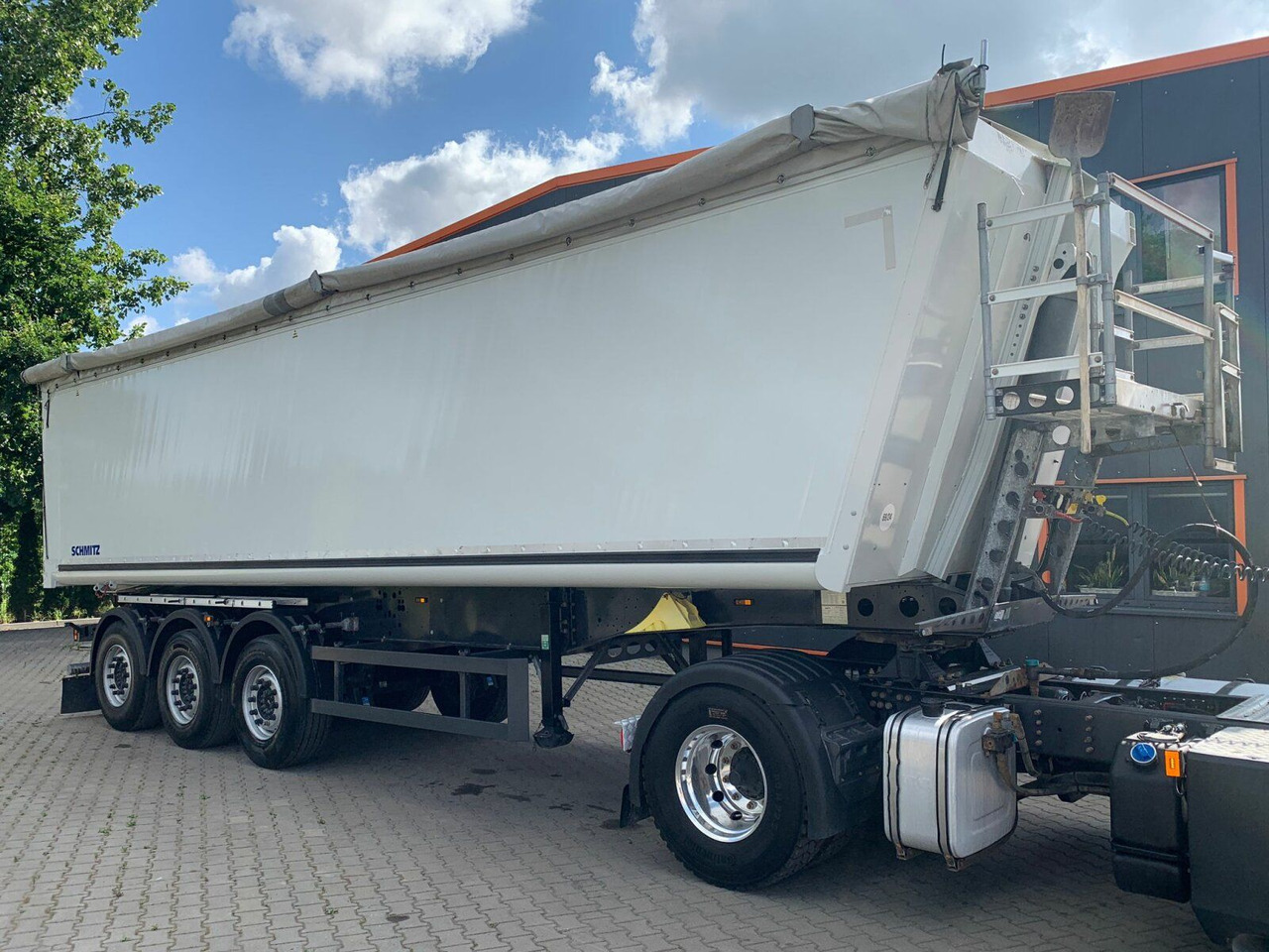Schmitz Cargobull SCB S3D 10VLN Kippauflieger 52m3 - Semi-trailer jungkit: gambar 1 Schmitz Cargobull SCB S3D 10VLN Kippauflieger 52m3 - Semi-trailer jungkit: gambar 1