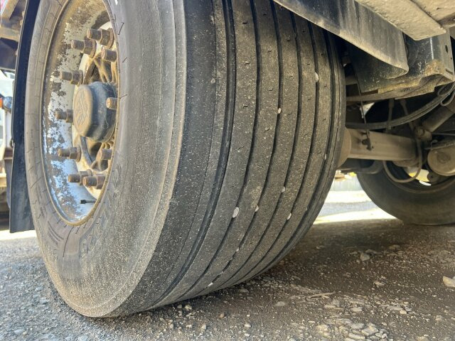 Schwarzmüller DB Plattform - Trailer flatbed: gambar 2 Schwarzmüller DB Plattform - Trailer flatbed: gambar 2