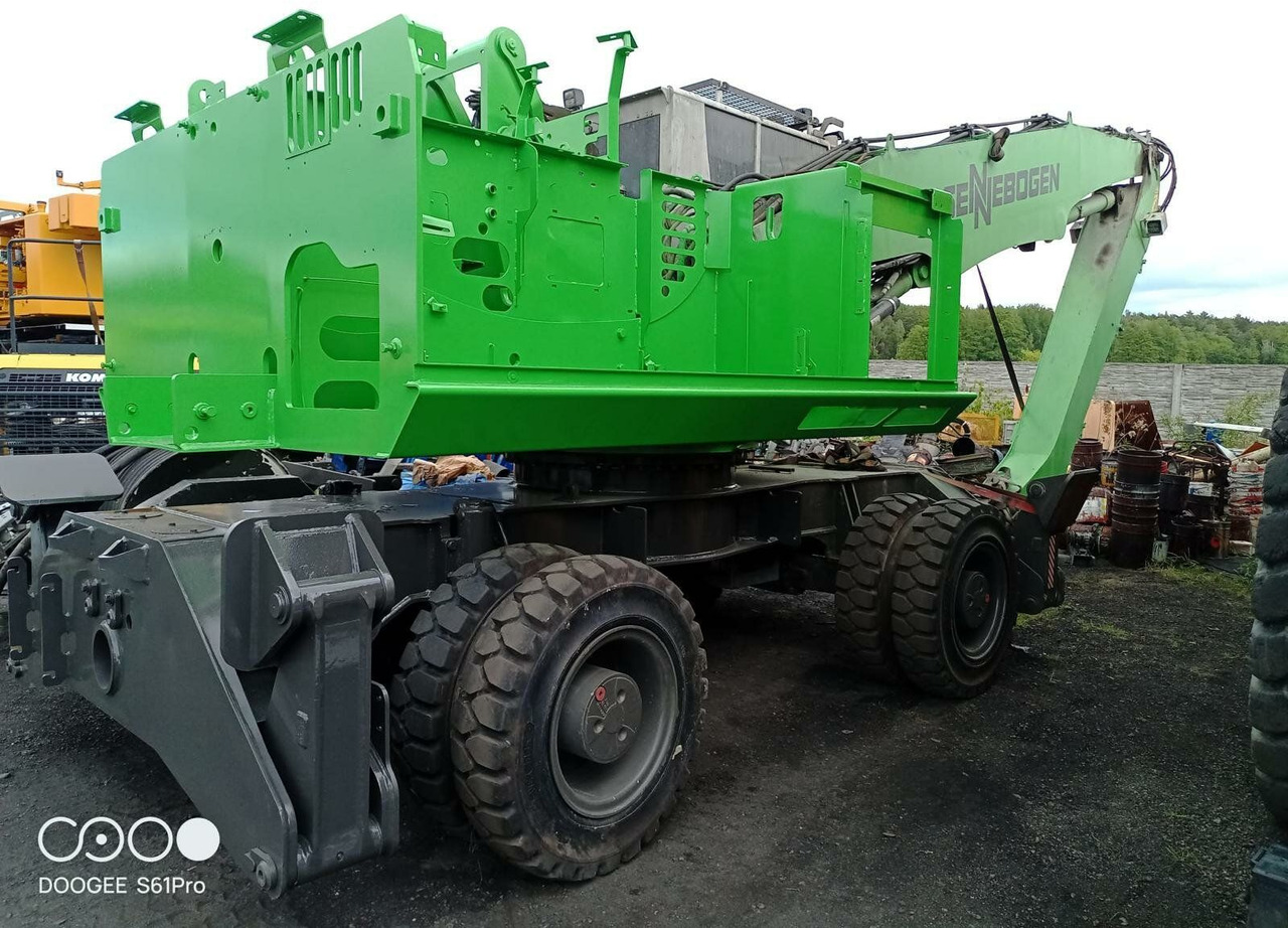 Sennebogen 818-E Umschlagbagger - 83 Ton - mit Greifer - Ekskavator roda: gambar 3 Sennebogen 818-E Umschlagbagger - 83 Ton - mit Greifer - Ekskavator roda: gambar 3