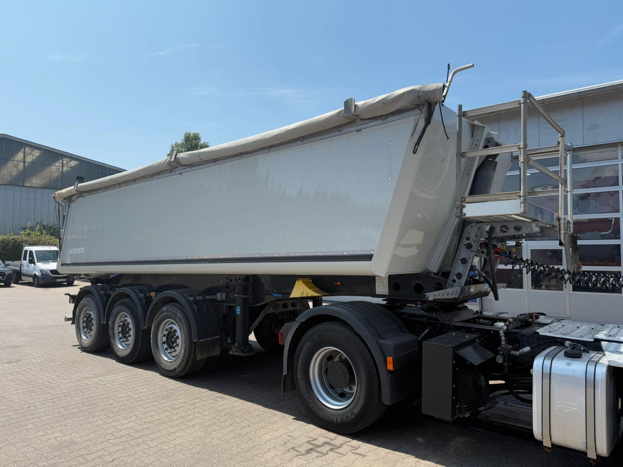 Iveco S-WAY 4x4H Zugmaschine Euro 6 *Kippauflieger - Tractor head: gambar 2 Iveco S-WAY 4x4H Zugmaschine Euro 6 *Kippauflieger - Tractor head: gambar 2