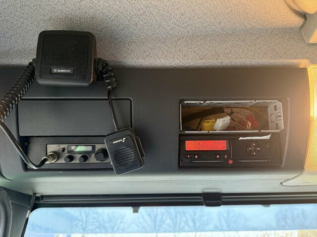 MAN TGS 18.440 4x4H Eur 5 Sattelzugmaschine - Tractor head: gambar 2 MAN TGS 18.440 4x4H Eur 5 Sattelzugmaschine - Tractor head: gambar 2