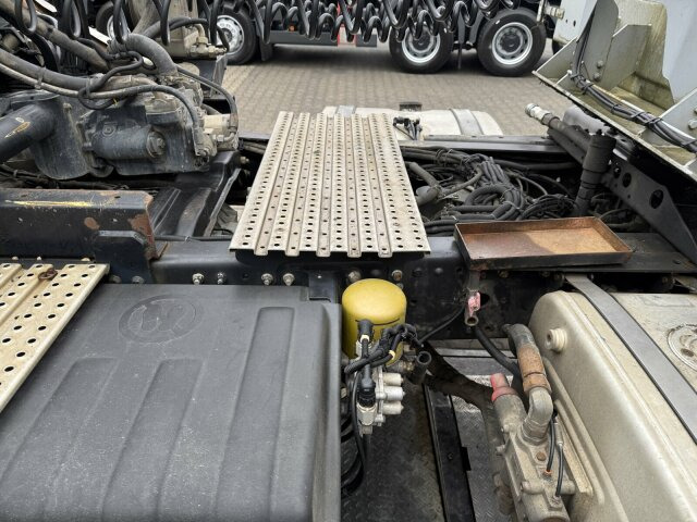 MAN TGS 18.440 4x4H Eur 5 Sattelzugmaschine - Tractor head: gambar 4 MAN TGS 18.440 4x4H Eur 5 Sattelzugmaschine - Tractor head: gambar 4